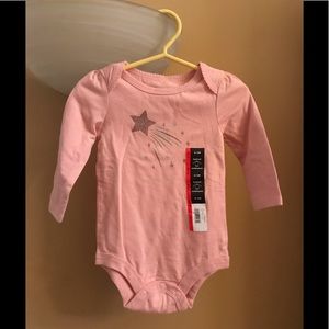 Baby 👶🏻 long sleeve onesie